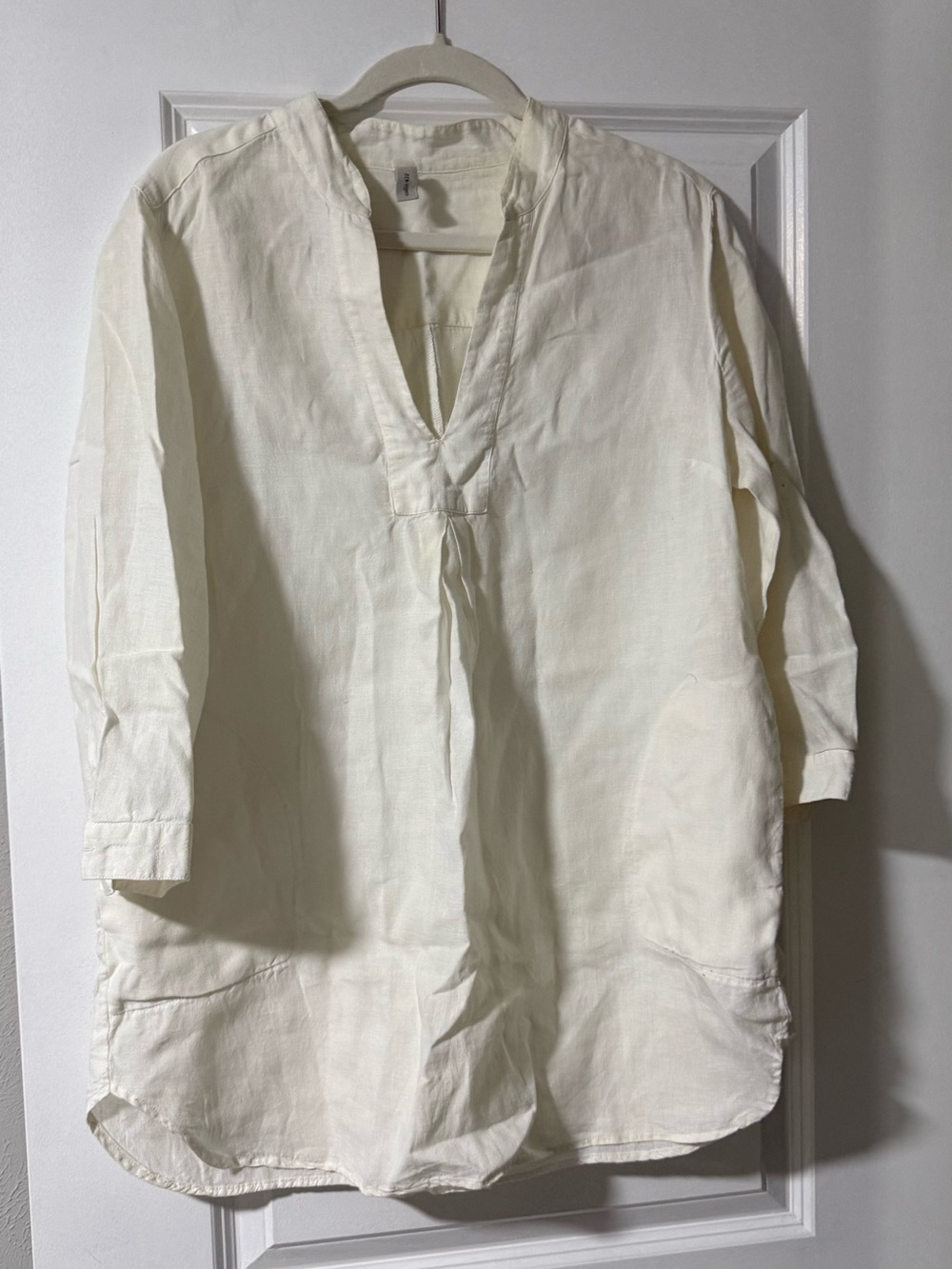 Women's Cream Split-Neck Tunic Top